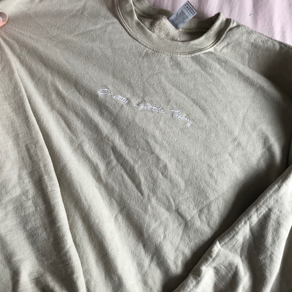 Pretty Little Thing oversized sweatshirt